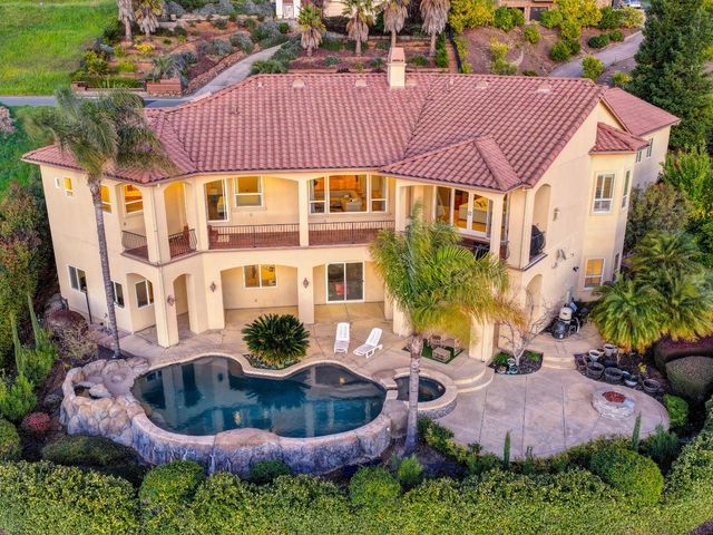 512 Montridge Way, El Dorado Hills, CA 95762