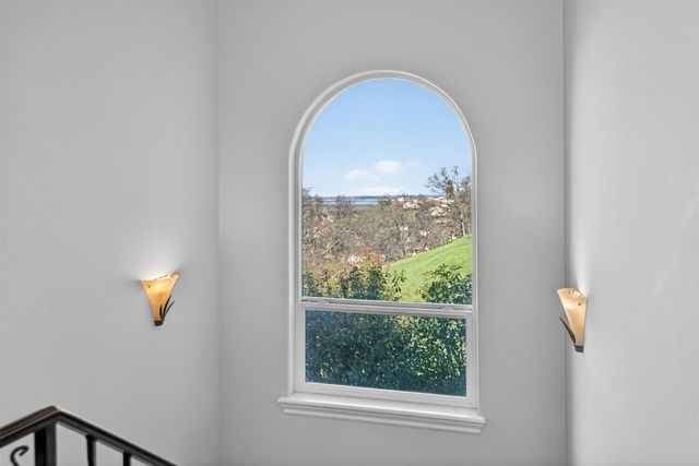 512 Montridge Way, El Dorado Hills, CA 95762