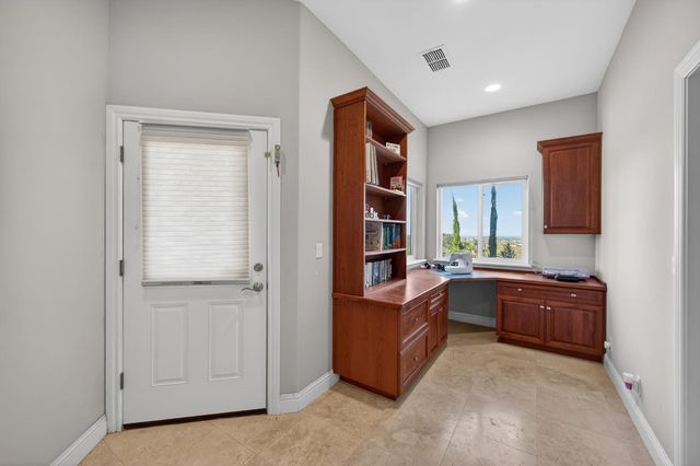 512 Montridge Way, El Dorado Hills, CA 95762