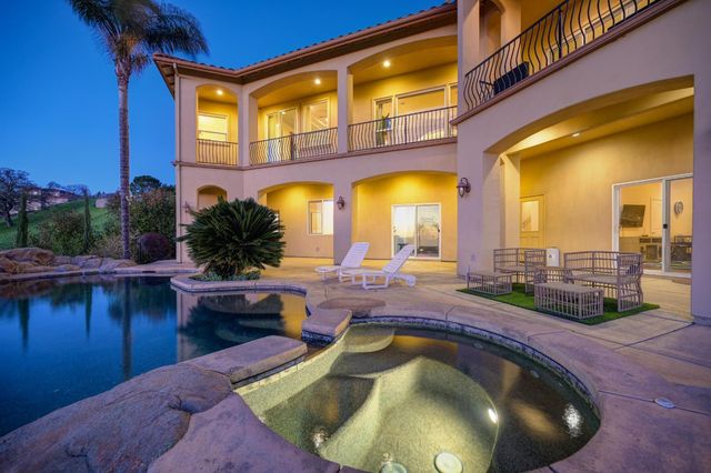 512 Montridge Way, El Dorado Hills, CA 95762