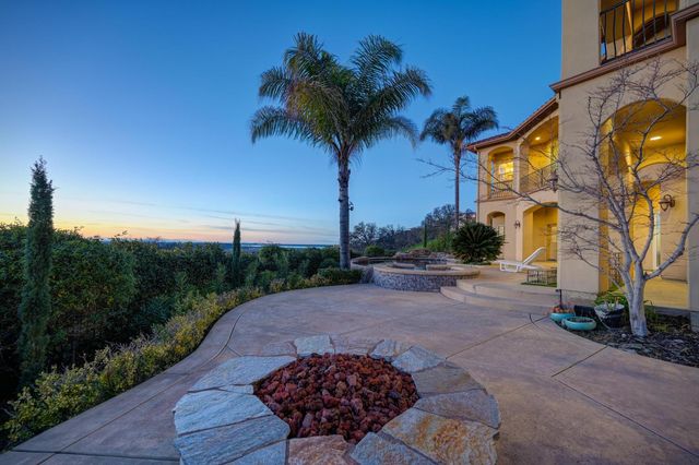 512 Montridge Way, El Dorado Hills, CA 95762