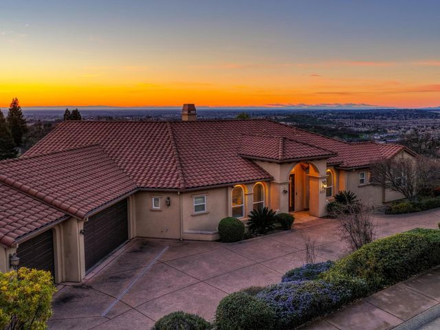 512 Montridge Way, El Dorado Hills, CA 95762