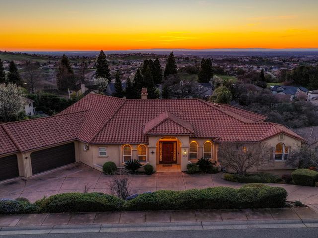 512 Montridge Way, El Dorado Hills, CA 95762