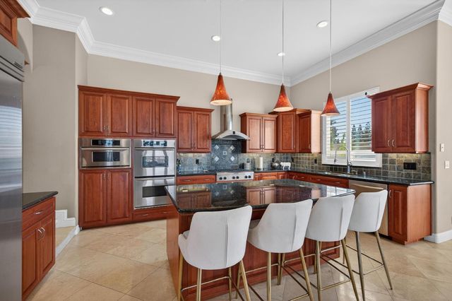 512 Montridge Way, El Dorado Hills, CA 95762