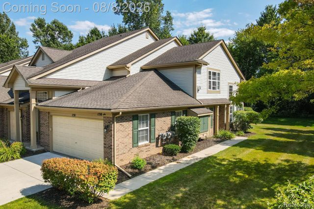 158 S Vista, Auburn Hills, MI 48326