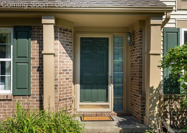 158 S Vista, Auburn Hills, MI 48326