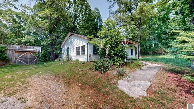 1410 Kline Trail, New Concord, KY 42076