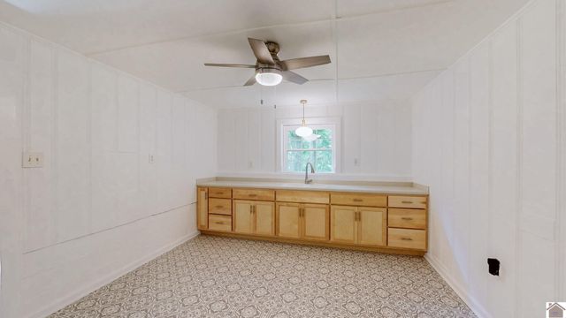 1410 Kline Trail, New Concord, KY 42076