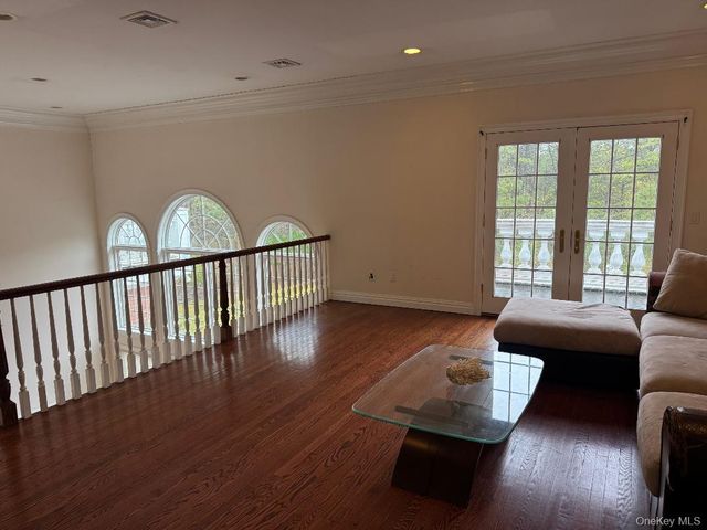 9 Kate Court, East Quogue, NY 11942