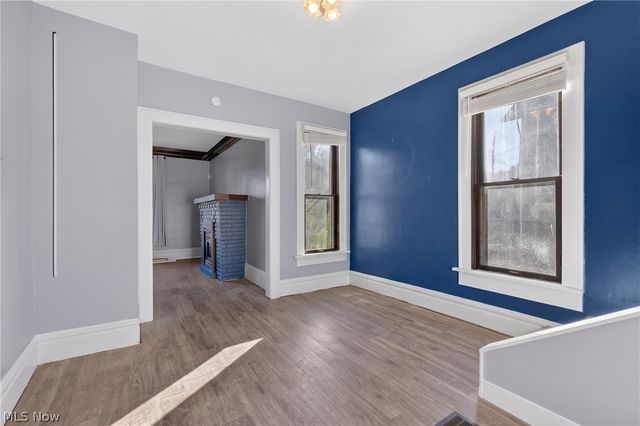 973 W Exchange Street, Akron, OH 44302