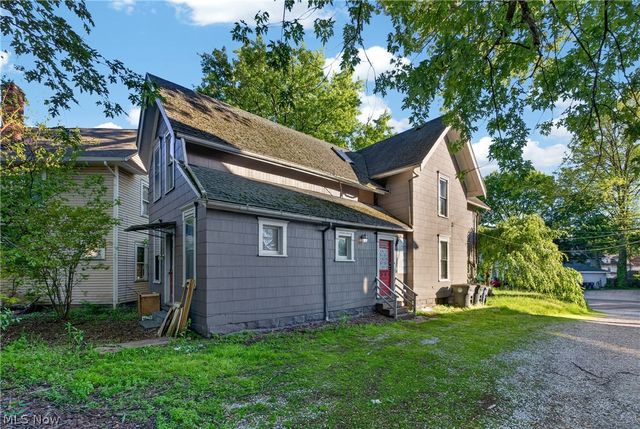 973 W Exchange Street, Akron, OH 44302