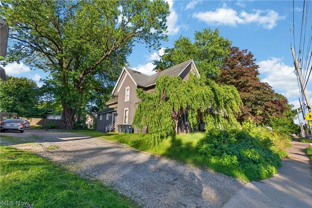 973 W Exchange Street, Akron, OH 44302