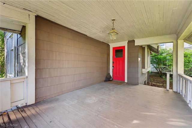 973 W Exchange Street, Akron, OH 44302