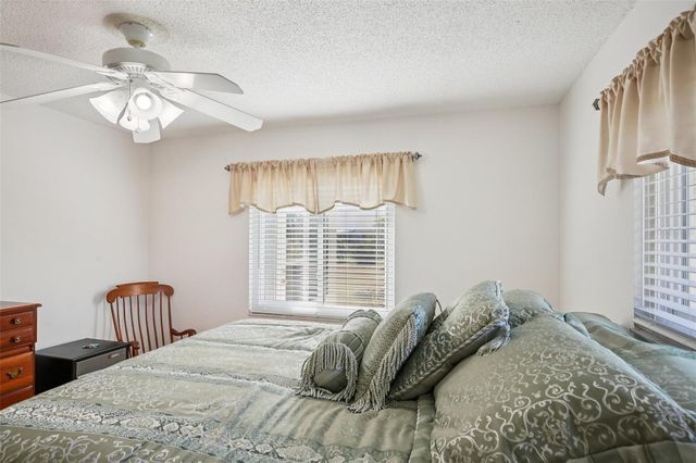 1640 BENTWOOD DRIVE, Sun City Center, FL 33573