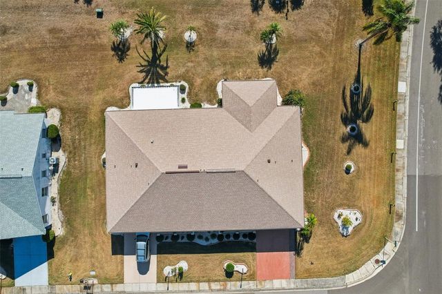 1640 BENTWOOD DRIVE, Sun City Center, FL 33573