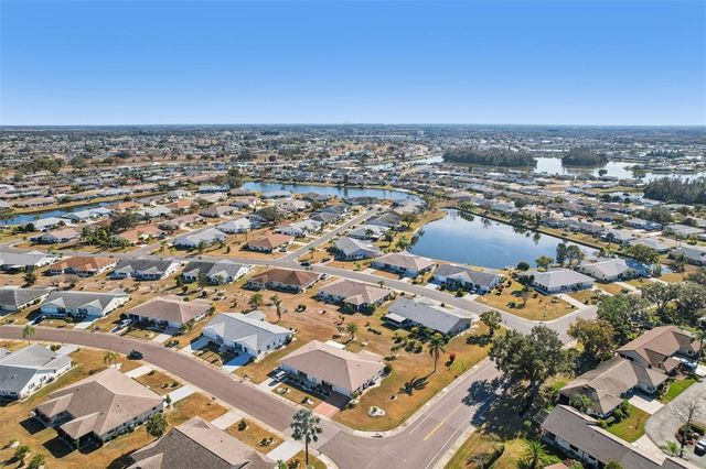 1640 BENTWOOD DRIVE, Sun City Center, FL 33573