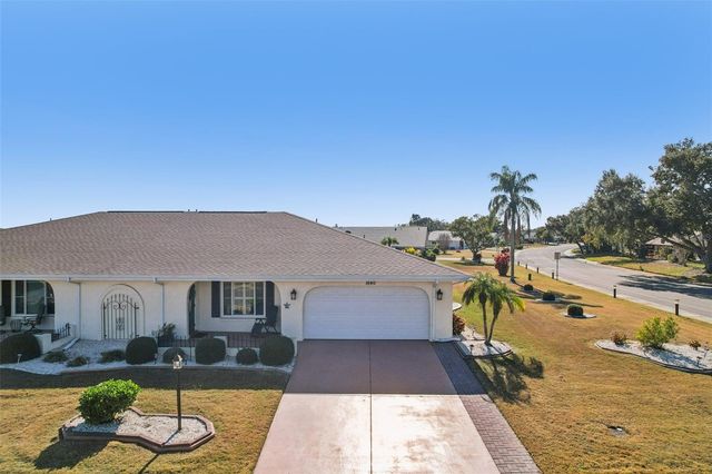 1640 BENTWOOD DRIVE, Sun City Center, FL 33573