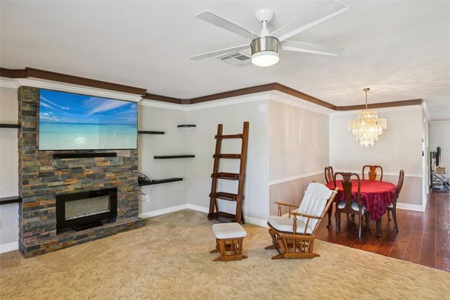 1640 BENTWOOD DRIVE, Sun City Center, FL 33573