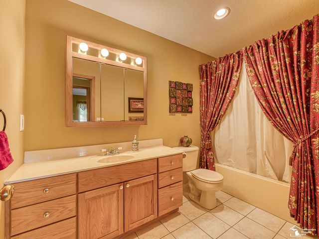 1611 Tony Court, Monroe, MI 48162