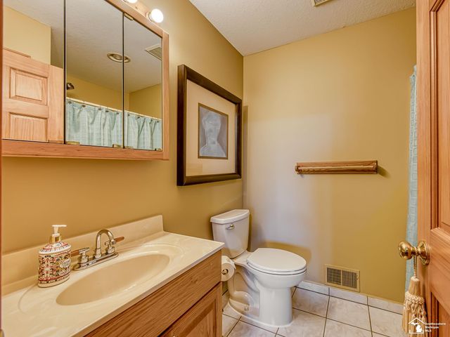 1611 Tony Court, Monroe, MI 48162