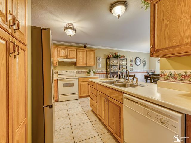 1611 Tony Court, Monroe, MI 48162