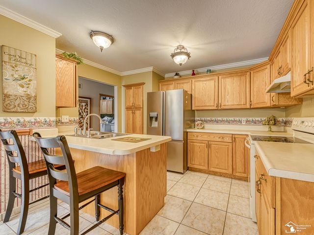 1611 Tony Court, Monroe, MI 48162