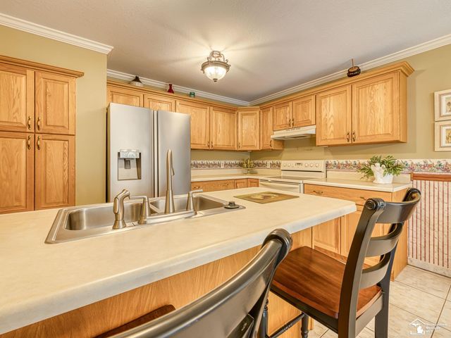 1611 Tony Court, Monroe, MI 48162