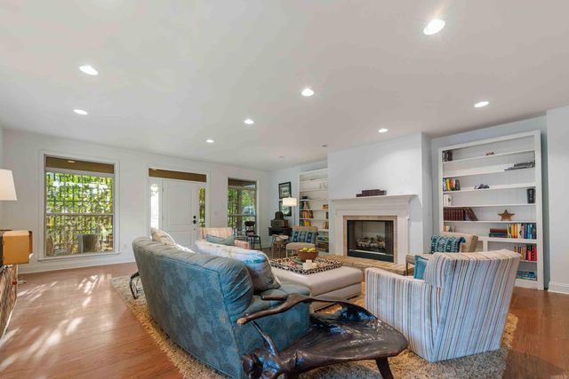 25 Harding Dr., Searcy, AR 72143
