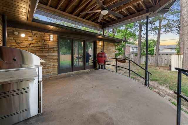 25 Harding Dr., Searcy, AR 72143