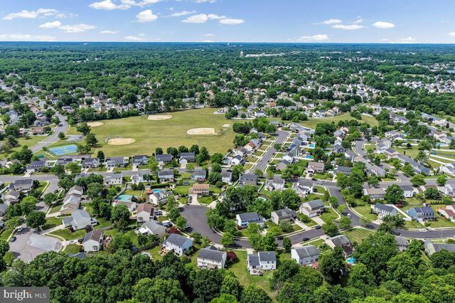 11 SWEETGUM CT, Marlton, NJ 08053