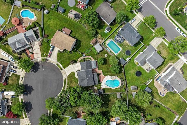 11 SWEETGUM CT, Marlton, NJ 08053