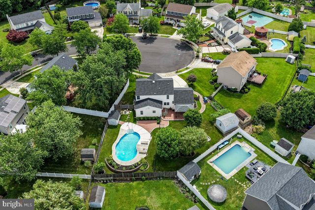 11 SWEETGUM CT, Marlton, NJ 08053