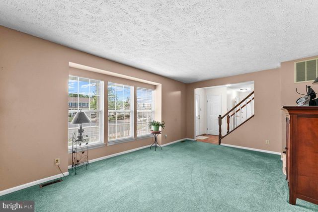 11 SWEETGUM CT, Marlton, NJ 08053