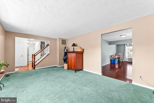 11 SWEETGUM CT, Marlton, NJ 08053