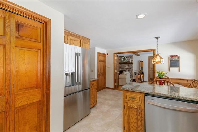 34 Ballard Road, Derry, NH 03038