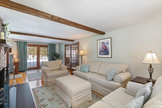 34 Ballard Road, Derry, NH 03038