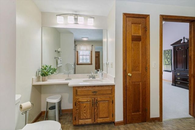 34 Ballard Road, Derry, NH 03038