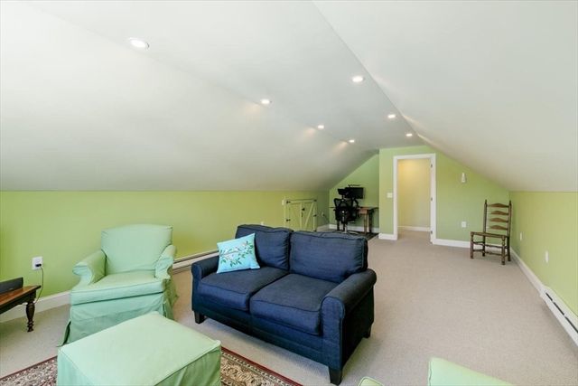 34 Ballard Road, Derry, NH 03038