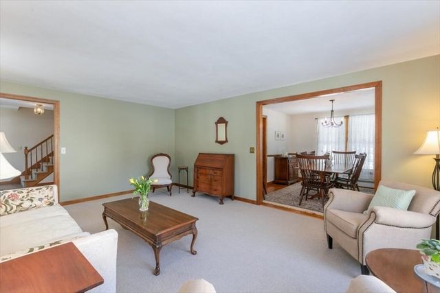 34 Ballard Road, Derry, NH 03038