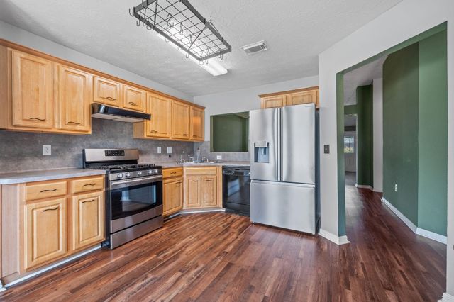 3330 Red Cedar Drive, Baytown, TX 77521