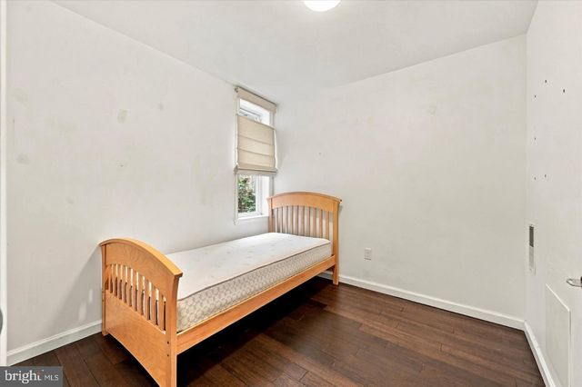 512 N HOLLY ST, Philadelphia, PA 19104