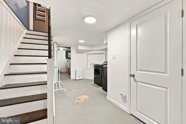 512 N HOLLY ST, Philadelphia, PA 19104