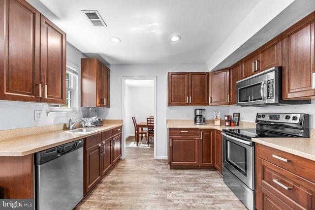 2460 YARMOUTH LN, Crofton, MD 21114