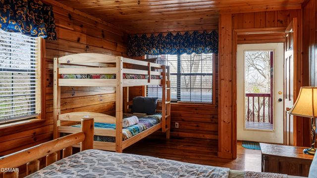 1629 Pinewood Way, Sevierville, TN 37862