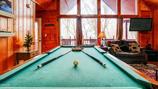 1629 Pinewood Way, Sevierville, TN 37862