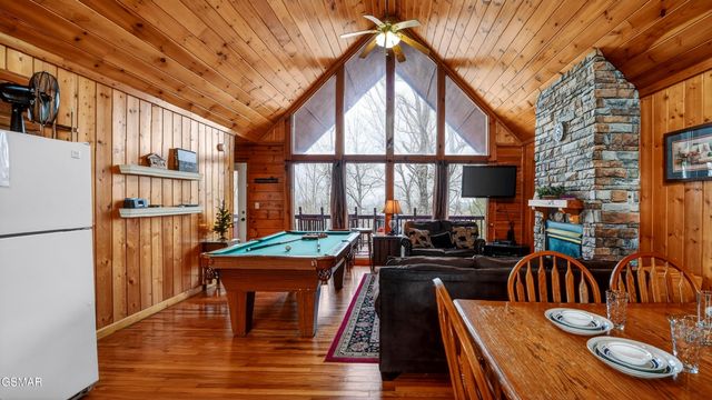 1629 Pinewood Way, Sevierville, TN 37862