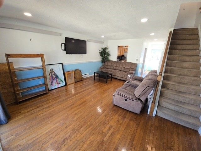 41 Foundry St 22-10, Easton, MA 02375