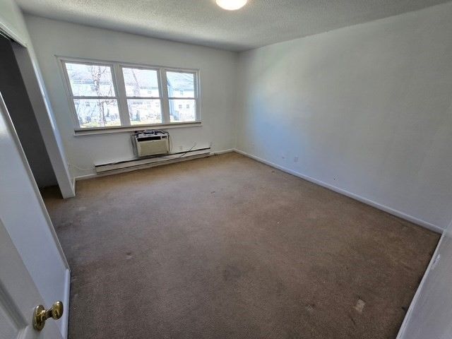 41 Foundry St 22-10, Easton, MA 02375