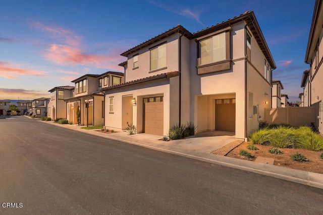 3067 Harrison Lane, Simi Valley, CA 93065