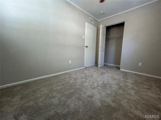 129 Wiegel Drive, St Louis, MO 63135